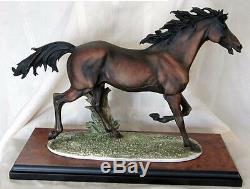 Giuseppe Armani RUNNING HORSE Figurine #0909SBL with Lamp Limited Edition