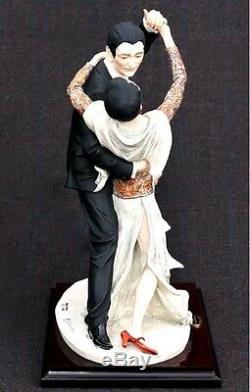 Giuseppe Armani Takes two to Tango Figurine # 1704C Limited Edition # 9/3000