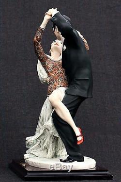 Giuseppe Armani Takes two to Tango Figurine # 1704C Limited Edition # 9/3000