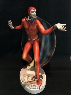 Guido Cacciapuoti Devil and the Burning Bible Figurine Limited edition 25