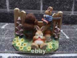 Hallmark Collectables Summer Walks Worldwide Limited Edition Figurine