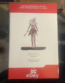 Harley Quinn Red White Black Statue DC Direct Limited Edition (NEW) Figurine