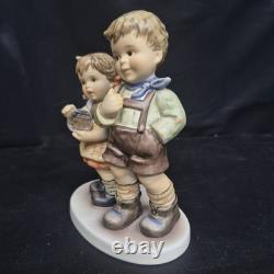 Hummel Goebel Figurine She Caught It 2265 Limited Edition
