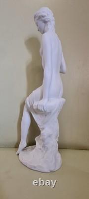 Kaiser Female Nude Porcelaine Figurine. Bisq Fired. Limited Edition