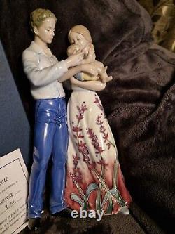 LIMITED EDITION OLD TUPTON WARE FIGURINE FIRST BORN TW 1110LE 2011 no. 8