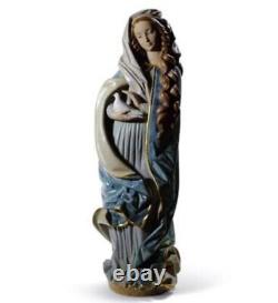 LIMITED TIME OFFER-Lladro Madonna withDove-retired, box, limited edition-$2750 value