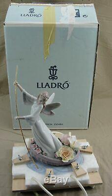 LLADRO 7679 ENCHANTED LAKE EL LAGO RETIRED PORCELAIN FIGURINE WithBASE BOX LTD ED