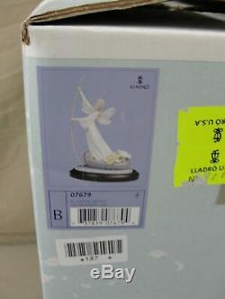 LLADRO 7679 ENCHANTED LAKE EL LAGO RETIRED PORCELAIN FIGURINE WithBASE BOX LTD ED