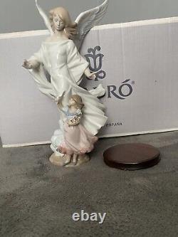 LLADRO GUARDIAN ANGEL LIMITED EDITION Cat No 3977 with WOODEN BASE and BOX