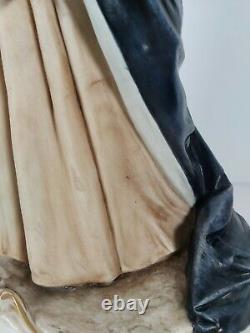Large Capodimonte Limited Edition Of 500 FigurineQueen Elizabeth II, 37cm Tall