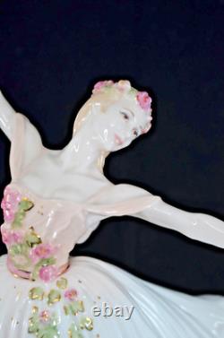 Limited Edition Coalport Ballerina Figurine Dame Antoinette Sibley