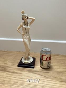 Limited Edition Giuseppe Armani Regine Figurine