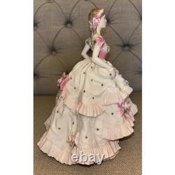 Limited edition Coalport Royal Debut N Stevens