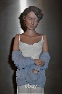 Limited edition Elisa figurine/Sculpture, Romantic Moments Collection