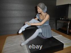 Limited edition Elisa figurine/Sculpture, Romantic Moments Collection