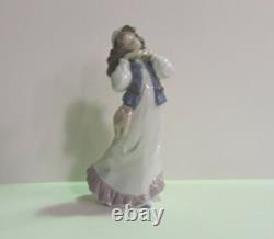 Lladro 06401 Dreams of a Summer Past Porcelain Figurine (New!) Discontinued