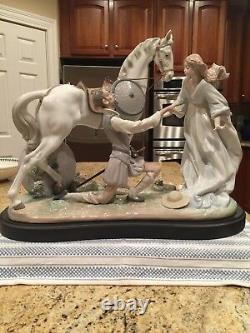 Lladro 1776 Conquered By Love Ltd Edition with Wooden Base Mint Condition