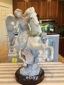 Lladro 1883 A Message Of Joy Ltd Ed. With Base, Certificate & Original Box New