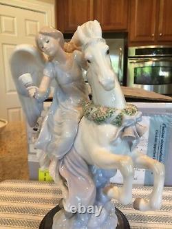 Lladro 1883 A Message Of Joy Ltd Ed. With Base, Certificate & Original Box New