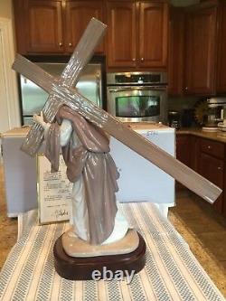 Lladro 5890 The Way Of The Cross Ltd. Ed. With Base & Original Box Perfect