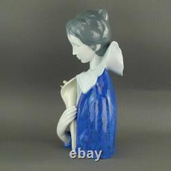 Lladro A Woman With Blue Eyes, Calla Lilly Ltd Ed Noguerón Retired COA figure