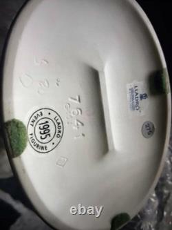 Lladro Ballerina with Stool Porcelain Figurine Special Event Limited Edition