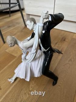 Lladro Elegant Foxtrot Couple Figurine. Limited Edition