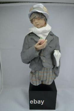 Lladro Goyesca Limited Edition Figurine Apple Seller Ref 11752 Boxed