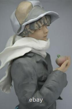 Lladro Goyesca Limited Edition Figurine Apple Seller Ref 11752 Boxed Lladro Goyesca Limited Edition Figurine Apple Seller Ref 11752 Boxed