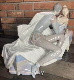 Lladro Limited Edition 1145 Othello And Desdemona #319 Porcelain figurine