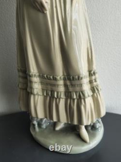 Lladro Limited Edition'Goya Lady' Model 5125 Figurine Rare By Vincente Martinez