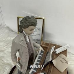 Lladró Young Beethoven Porcelain Figurine Limited Edition mint