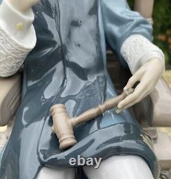 Lladro figurine' Justice' #5489. Limited Edition retired 1993