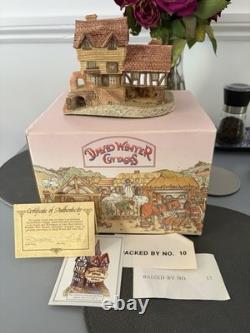 Market Street by David Winter 1980 Hand Painted Figurine Limited Edition