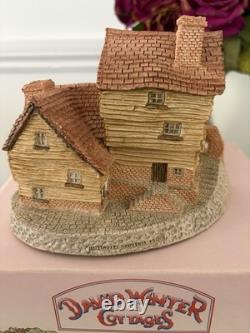 Market Street by David Winter 1980 Hand Painted Figurine Limited Edition