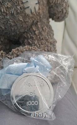 Me to You Standing Tall Limited edition 0209 of 1000 Signed Steve Mort-Hill