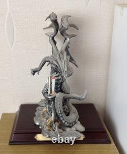 Myth & Magic The Revered Stone Dragon 2006 Limited Edition Figurine Tudor Mint