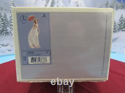 NIB MIB Lladro Afternoon Promenade #7636 1993 withParasol Wrapped/ Shown Seperate