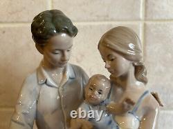 Old Tupton Ware Figurine First Born Limited Edition Dates 2011 Model No TW1109LE