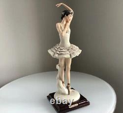 Porcelain Figurine Ballerina Dancer Giuseppe Armani LIMITED EDITION Ultra Rare