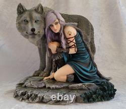 Protector Wolf Figurine Anne Stokes Limited Edition Gothic Fantasy Nemesis Now