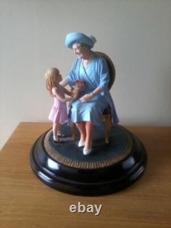 QUEEN MOTHER, LIMITED EDITION FIGURINE No. 181 BY PAUL SZEILER, APPROX 9H, 8BASE