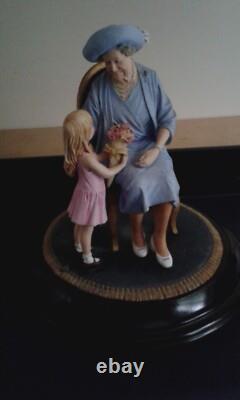 QUEEN MOTHER, LIMITED EDITION FIGURINE No. 181 BY PAUL SZEILER, APPROX 9H, 8BASE