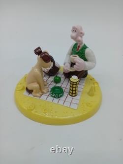 Rare Limited Edition Coalport Wallace & Gromit Figurine Picnic On The Moon