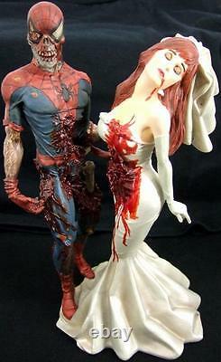 Rare Nib Marvel Comics Zombies Spiderman Mary Statue Figure 2392 0f 2500 Ltd Coa