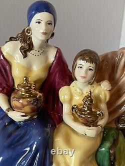 Rare Royal Worcester Gypsy Shared Treasures At The Epsom Derby Figurine Box/cert