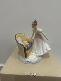 Rare find, vintage Royal Doulton Beat You To It Figurine HN2871 Limited edition