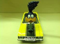 Road Runner The Loved Bird & Air Grabber Figurine Beep 1970 Gmp 1/18 #18924 Nice