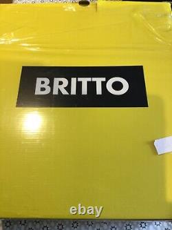 Romero Britto Big Hug Limited Edition Numbered, Autographed, Figurine Free p&p