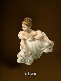 Royal Dolton The Beautiful Lucy Figurine Limited Edition Come & Get It